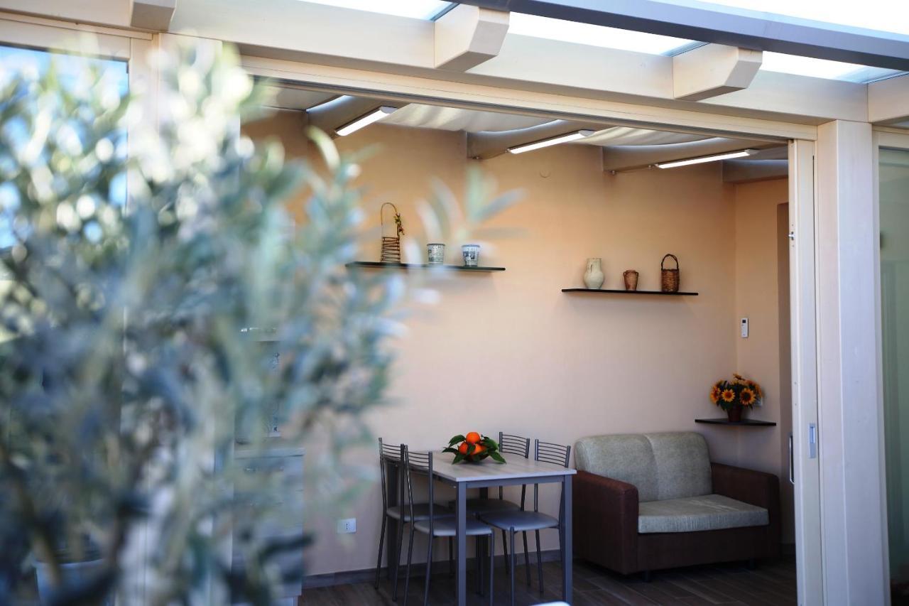 Re Sole Case Vacanze - Esclusivo Attico M A R T E Con Spaziosissima Terrazza Solarium Attrezzata Avola Luaran gambar