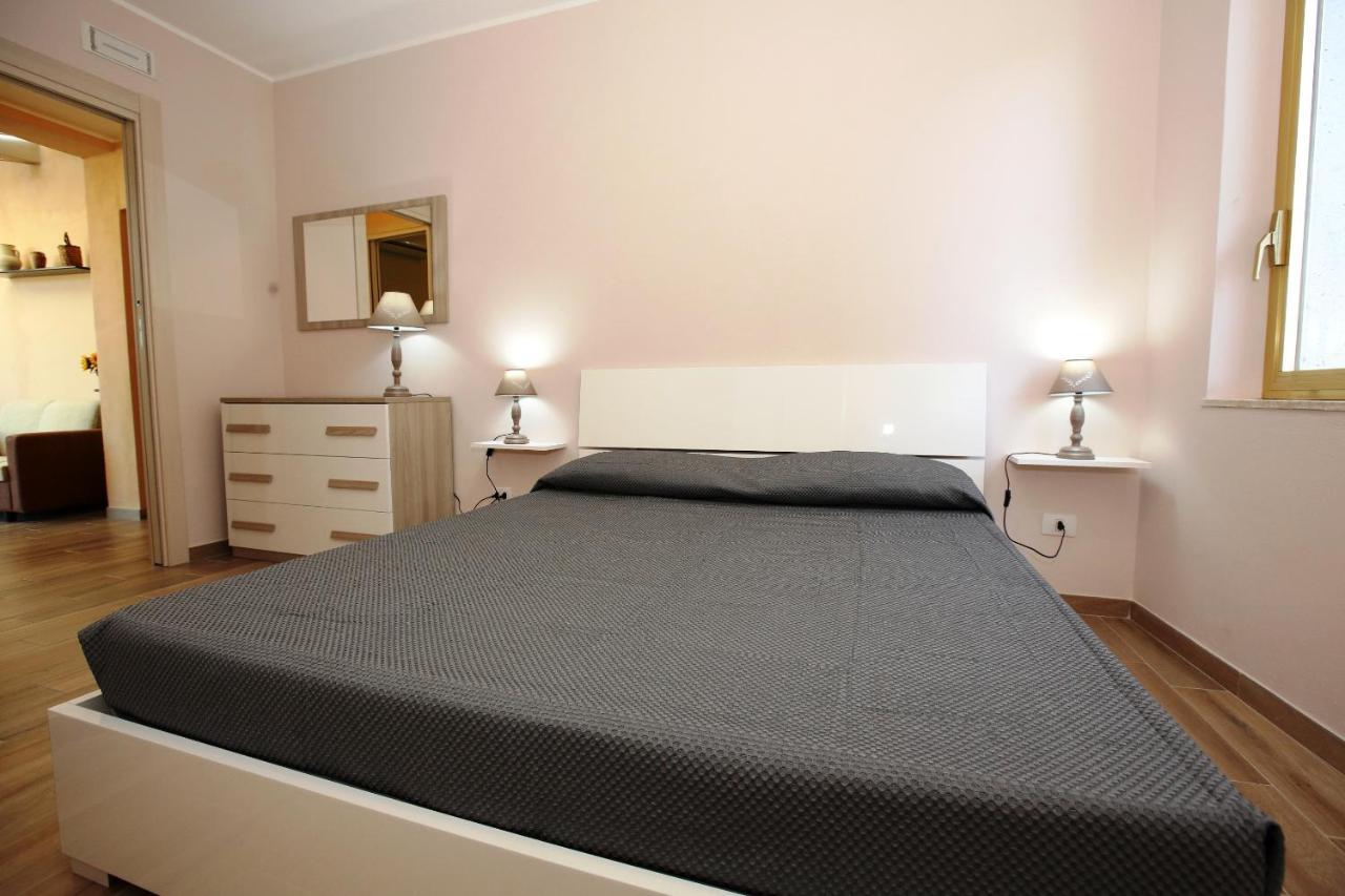 Re Sole Case Vacanze - Esclusivo Attico M A R T E Con Spaziosissima Terrazza Solarium Attrezzata Avola Luaran gambar