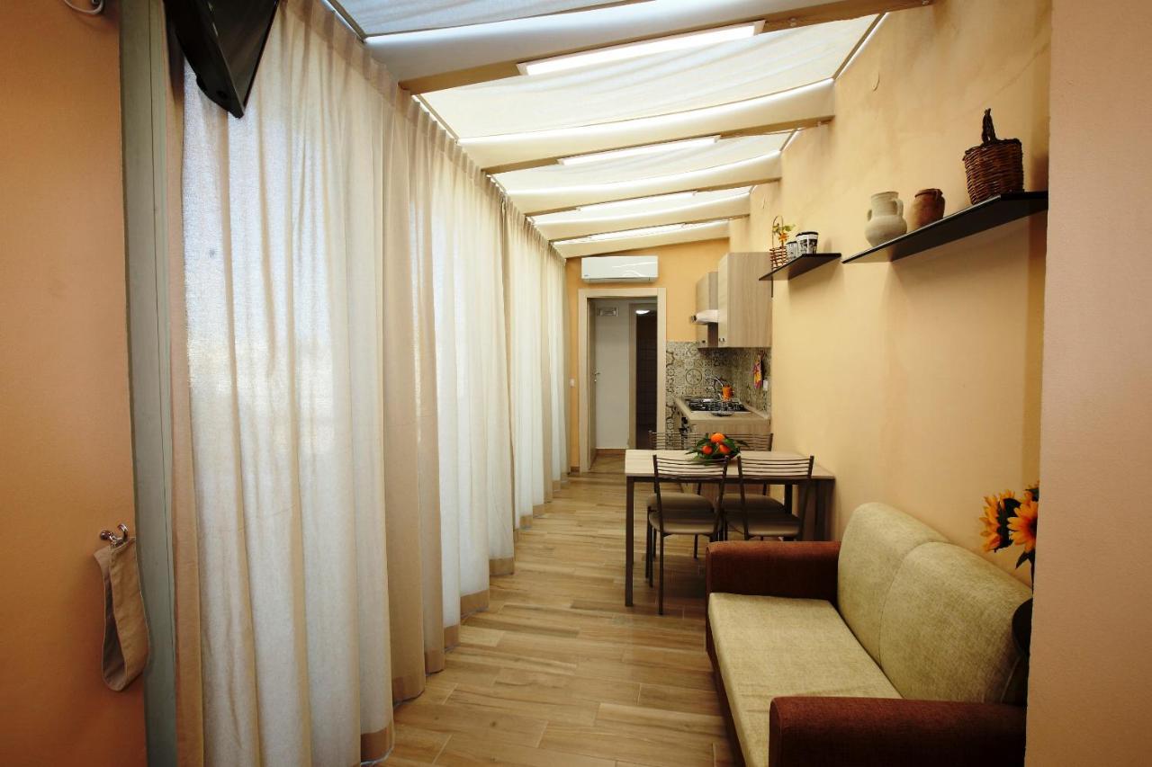 Re Sole Case Vacanze - Esclusivo Attico M A R T E Con Spaziosissima Terrazza Solarium Attrezzata Avola Luaran gambar