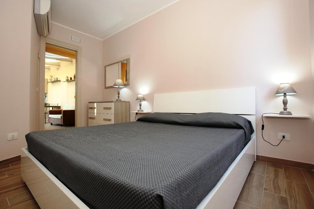 Re Sole Case Vacanze - Esclusivo Attico M A R T E Con Spaziosissima Terrazza Solarium Attrezzata Avola Luaran gambar