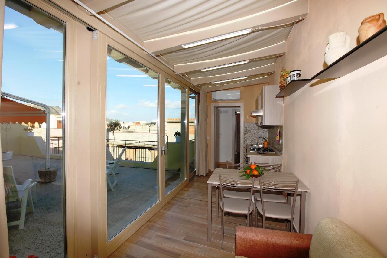 Re Sole Case Vacanze - Esclusivo Attico M A R T E Con Spaziosissima Terrazza Solarium Attrezzata Avola Luaran gambar