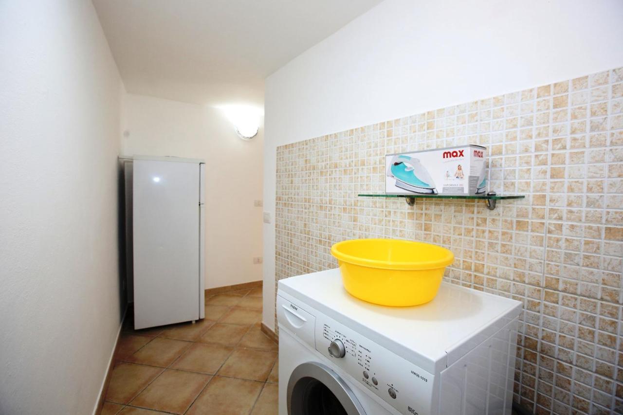 Re Sole Case Vacanze - Esclusivo Attico M A R T E Con Spaziosissima Terrazza Solarium Attrezzata Avola Luaran gambar